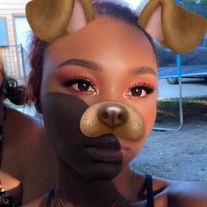 Meet your Posher, Taelor